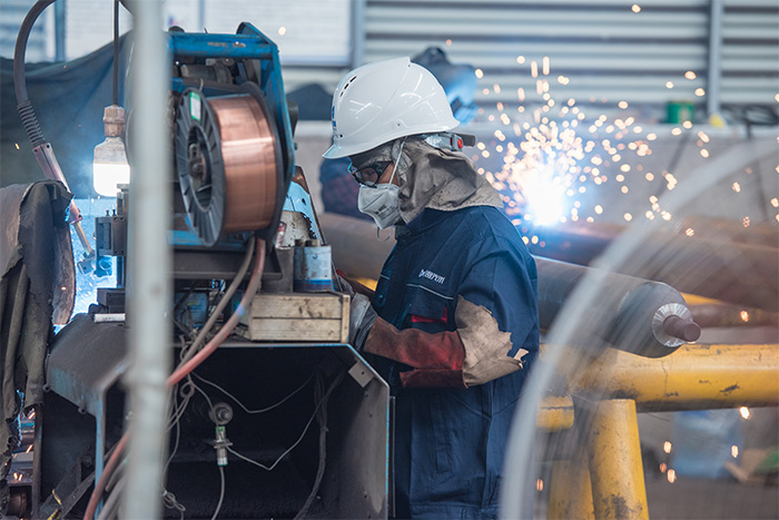 胶南网架焊接车间