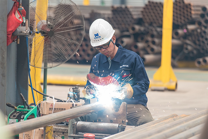 胶南网架焊接车间